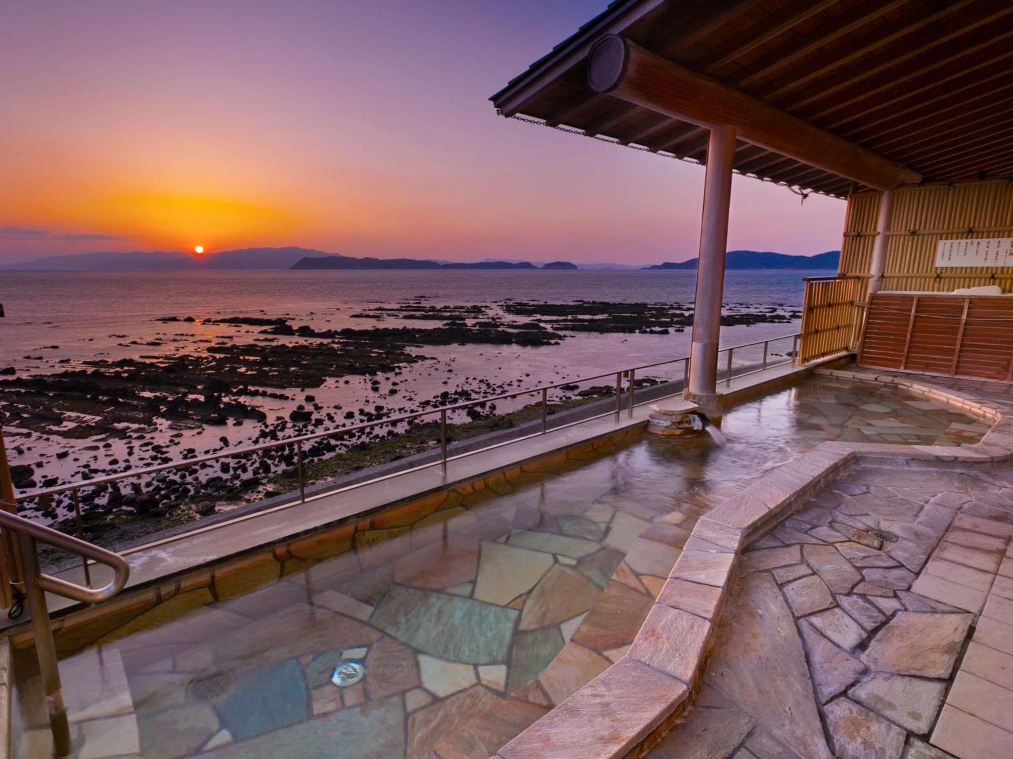 Hotel Wakayama Kada Onsen Kada Kaigetsu Exterior foto
